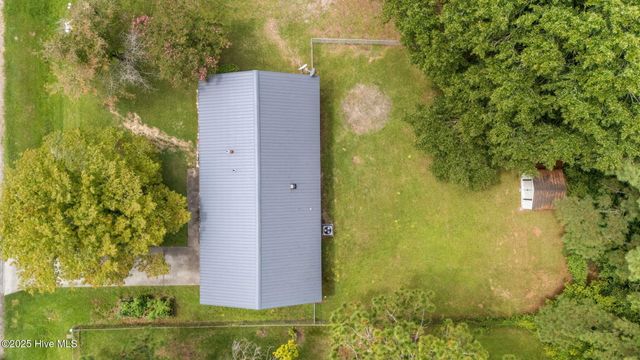 203 Caddie Court, Greenville, NC 27858