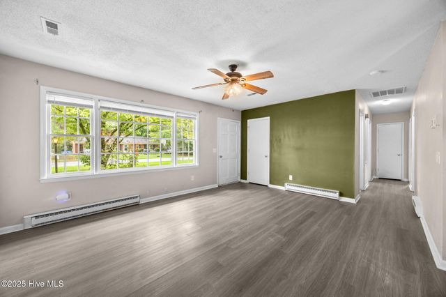 203 Caddie Court, Greenville, NC 27858