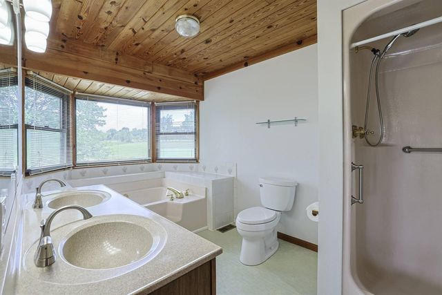 2776 Longbranch Road, Union, KY 41091