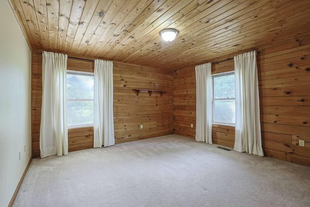2776 Longbranch Road, Union, KY 41091