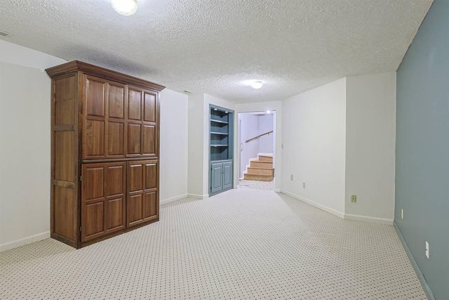2776 Longbranch Road, Union, KY 41091