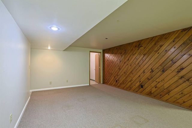 2776 Longbranch Road, Union, KY 41091