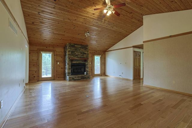 2776 Longbranch Road, Union, KY 41091