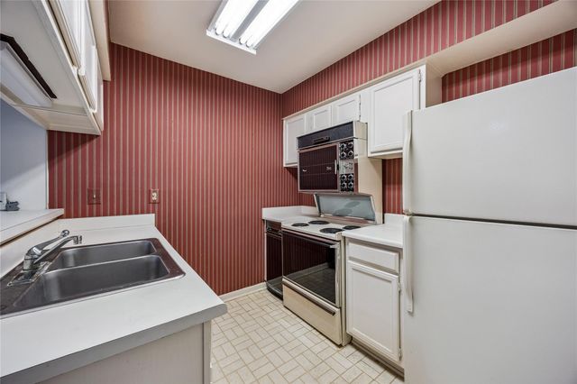 1601 S Shepherd Drive 207, Houston, TX 77019