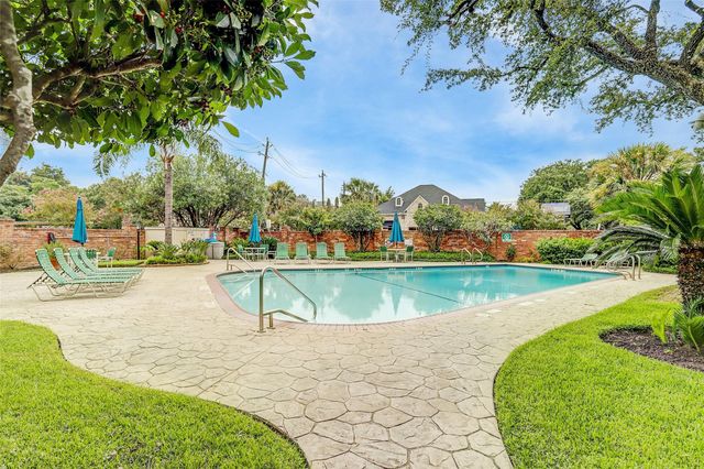 1601 S Shepherd Drive 207, Houston, TX 77019