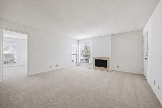1601 S Shepherd Drive 207, Houston, TX 77019