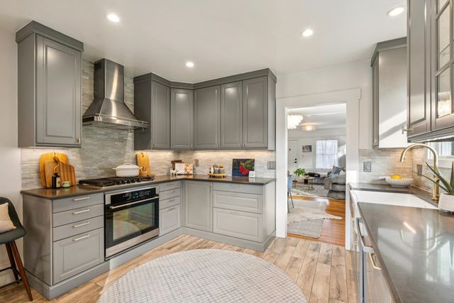 2728 Dohr Street, Berkeley, CA 94702