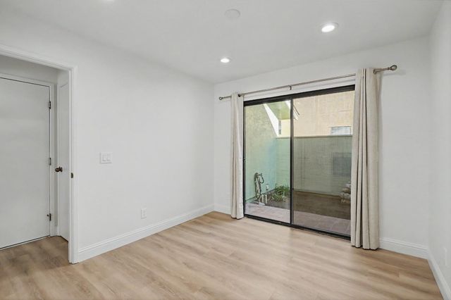 466 De Mar Dr, Sacramento, CA 95831