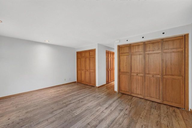715 E Juniper LANE, Fox Point, WI 53217