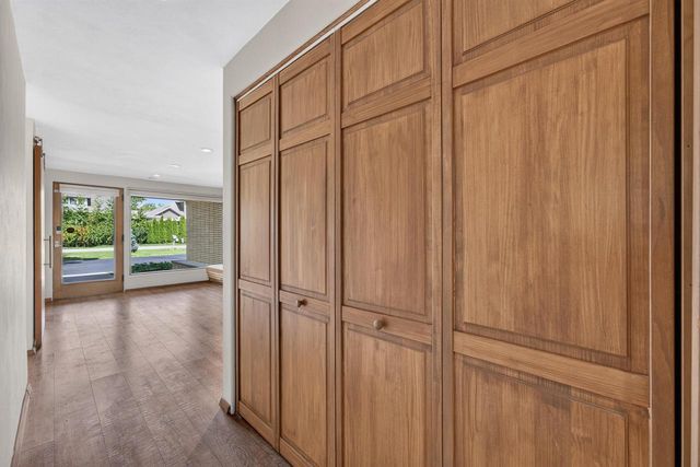 715 E Juniper LANE, Fox Point, WI 53217