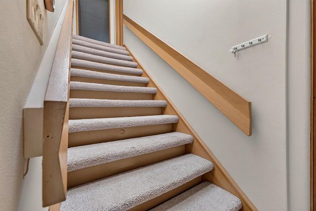715 E Juniper LANE, Fox Point, WI 53217