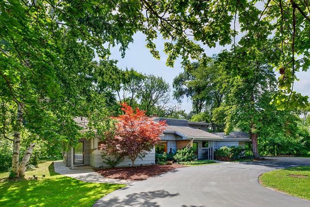 715 E Juniper LANE, Fox Point, WI 53217
