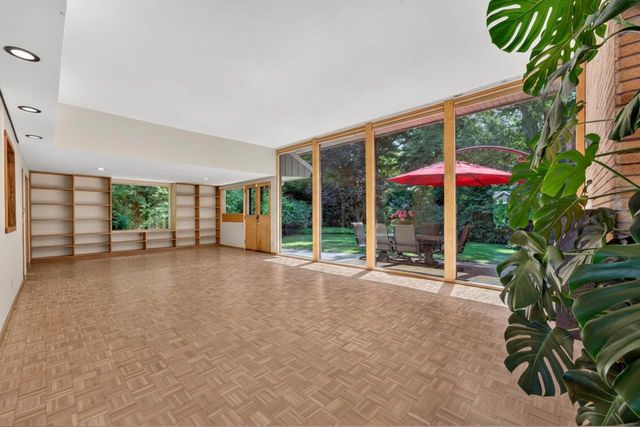 715 E Juniper LANE, Fox Point, WI 53217