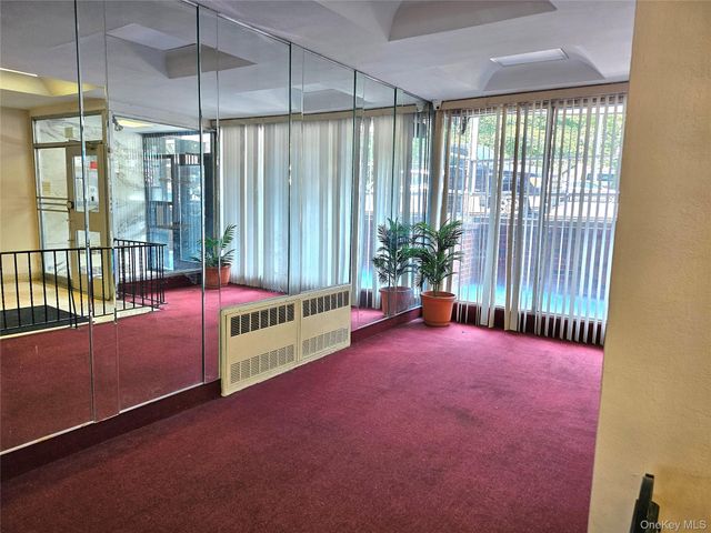 87-70 173 Street 5G, Jamaica, NY 11432