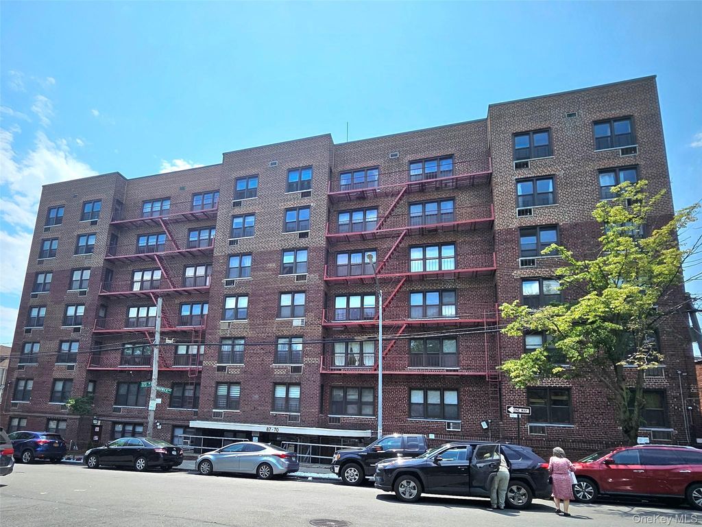 87-70 173 Street 5G, Jamaica, NY 11432