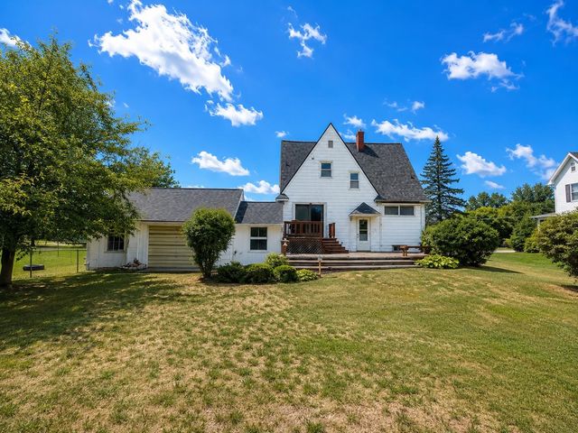 2196 S Dye Road, Flint, MI 48532