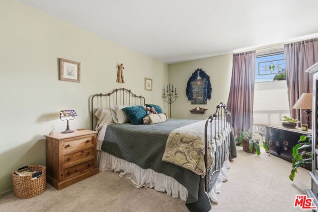 906 N Doheny Drive 221, West Hollywood, CA 90069