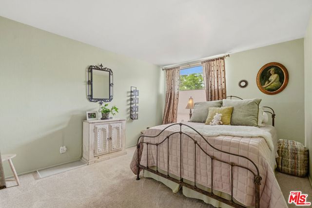 906 N Doheny Drive 221, West Hollywood, CA 90069