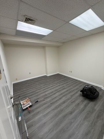 11880 BUSTLETON AVE, Philadelphia, PA 19116