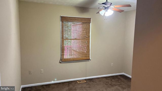 287 BLACKTHORNE RD, Luray, VA 22835