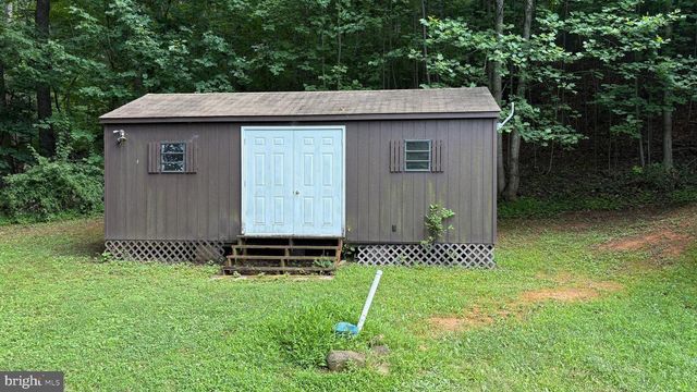 287 BLACKTHORNE RD, Luray, VA 22835