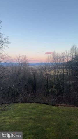 287 BLACKTHORNE RD, Luray, VA 22835