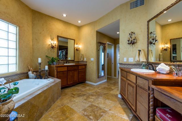 5215 E Calle Del Ciervo, Tucson, AZ 85718