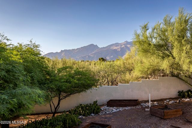 5215 E Calle Del Ciervo, Tucson, AZ 85718