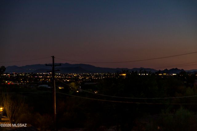 5215 E Calle Del Ciervo, Tucson, AZ 85718
