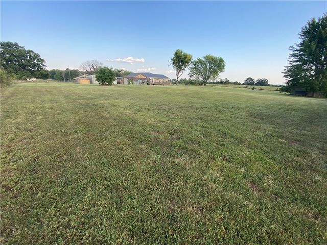 5677 Cowan Loop, Harrison, AR 72601