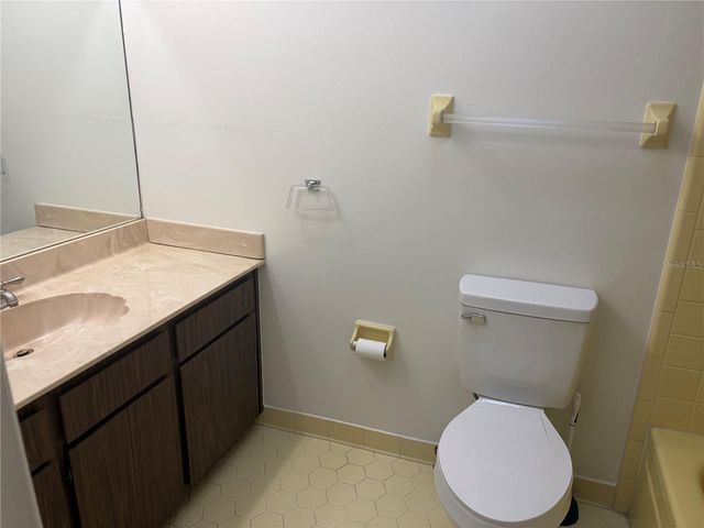 120 LARKWOOD DRIVE, Sanford, FL 32771