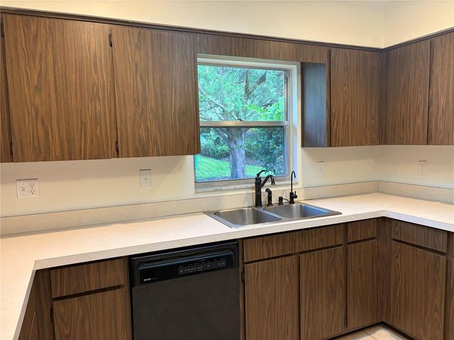 120 LARKWOOD DRIVE, Sanford, FL 32771