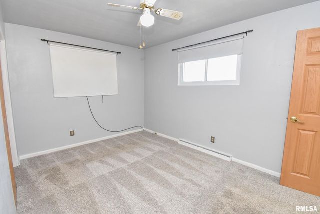 2715 TIARA STRIP, Peoria, IL 61607