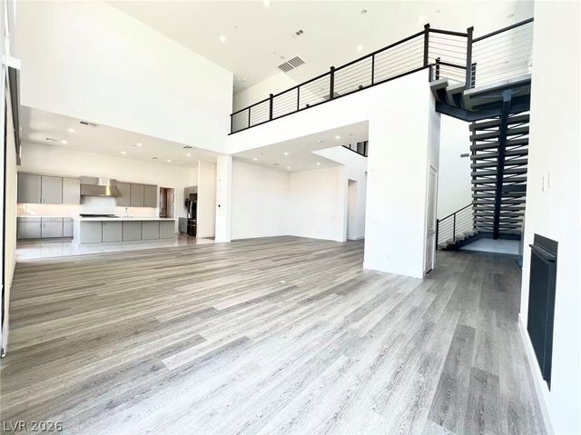 10743 Patina Hills Court, Las Vegas, NV 89135