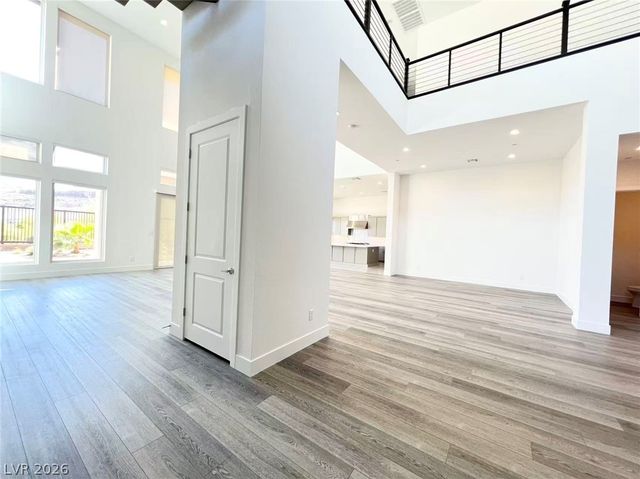 10743 Patina Hills Court, Las Vegas, NV 89135