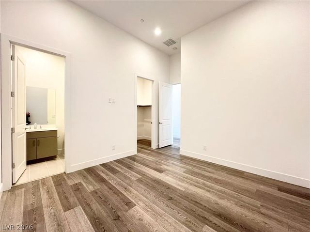 10743 Patina Hills Court, Las Vegas, NV 89135