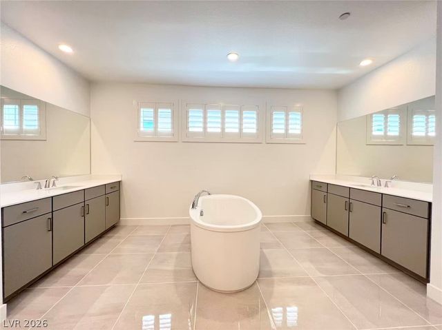 10743 Patina Hills Court, Las Vegas, NV 89135