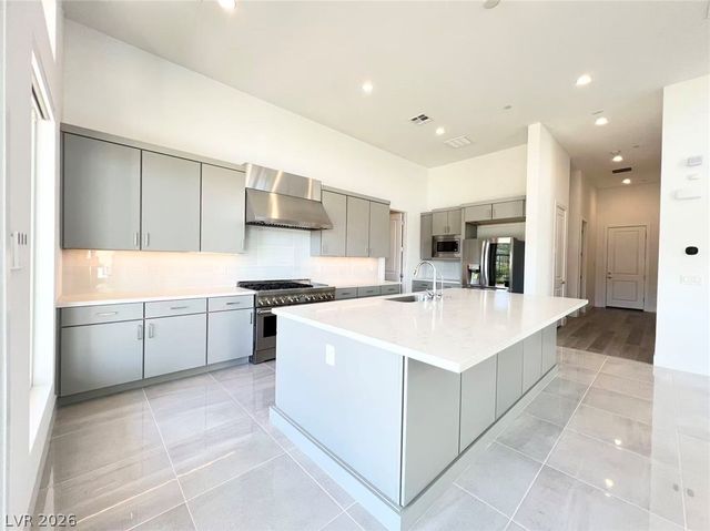 10743 Patina Hills Court, Las Vegas, NV 89135