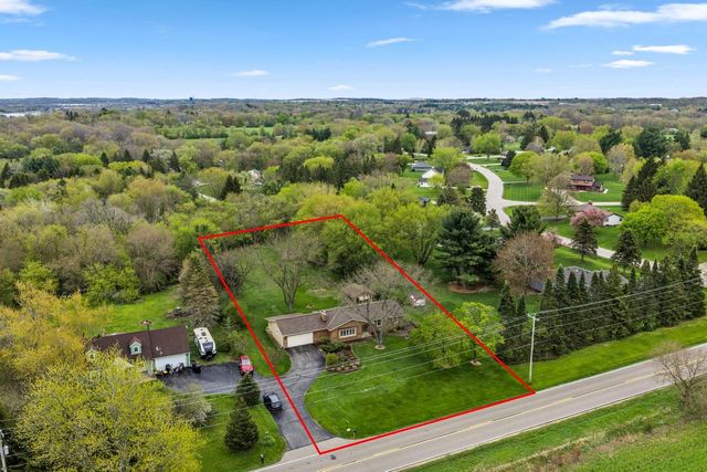 W309S10482 County Road I, Mukwonago, WI 53149
