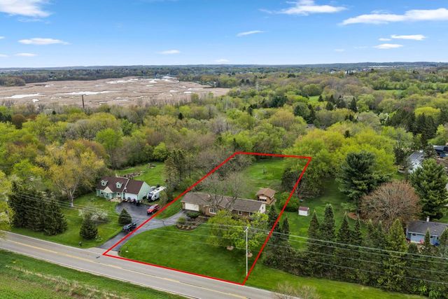 W309S10482 County Road I, Mukwonago, WI 53149