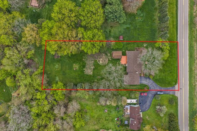 W309S10482 County Road I, Mukwonago, WI 53149