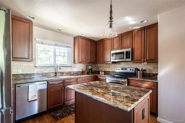 9836 S Johnson Court, Littleton, CO 80127