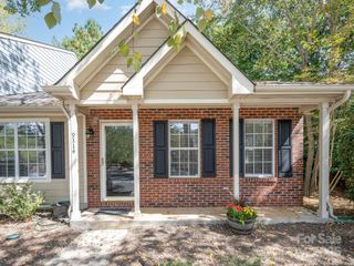 9114 Arbourgate Meadows Lane, Charlotte, NC 28277