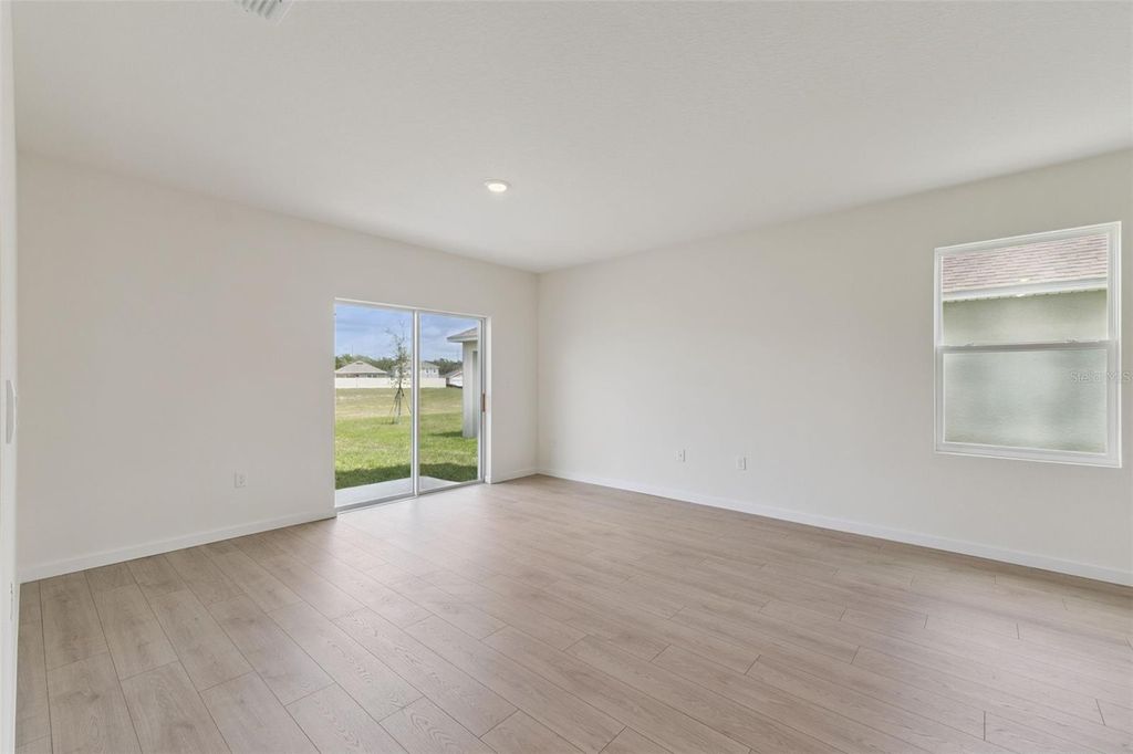 Image 5 of property listing at 1864 HOWARD MESA DRIVE, Kissimmee, FL 34744