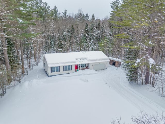 35 Steinfeldt Lane, Long Lake, NY 12847