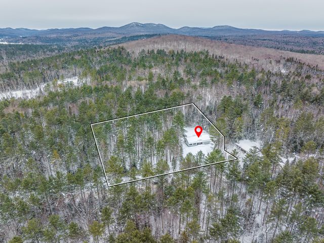 35 Steinfeldt Lane, Long Lake, NY 12847