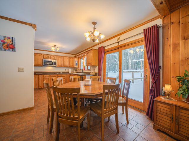 35 Steinfeldt Lane, Long Lake, NY 12847