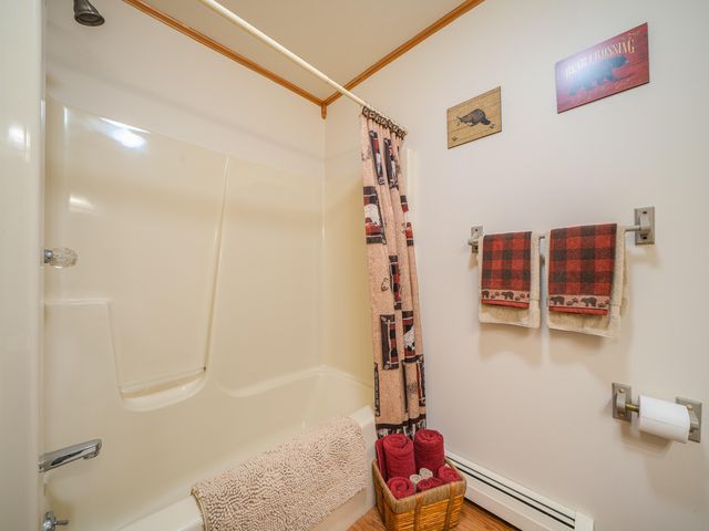 35 Steinfeldt Lane, Long Lake, NY 12847