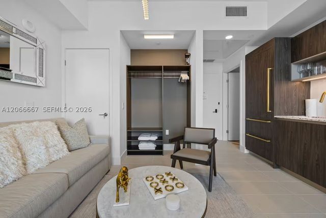 601 NE 1 Ave PH-4912, Miami, FL 33132