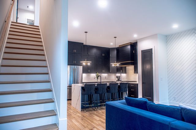1002B Monroe St, Nashville, TN 37208